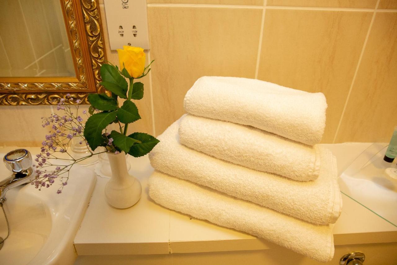 Peacockes Hotel Maam Cross Ngoại thất bức ảnh